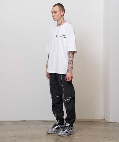 OY（オーワイ）の「グラデーションバックロゴ半袖Tシャツ/カットソー（Tシャツ/カットソー・メンズ・ホワイト/ブラック/オレンジ・FREE）」の5枚目の写真