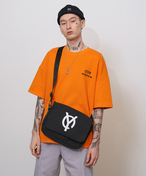 OY（オーワイ）の「グラデーションバックロゴ半袖Tシャツ/カットソー（Tシャツ/カットソー・メンズ・ホワイト/ブラック/オレンジ・FREE）」の19枚目の写真