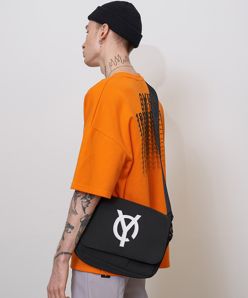 OY（オーワイ）の「グラデーションバックロゴ半袖Tシャツ/カットソー（Tシャツ/カットソー・メンズ・ホワイト/ブラック/オレンジ・FREE）」の20枚目の写真