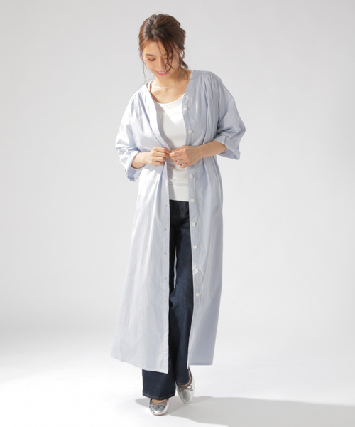 BAYFLOW（ベイフロー）の「ベルトツキガウンワンピース（ワンピース・レディース・ホワイト/ブルー/ネイビー・MEDIUM/SMALL）」の8枚目の写真