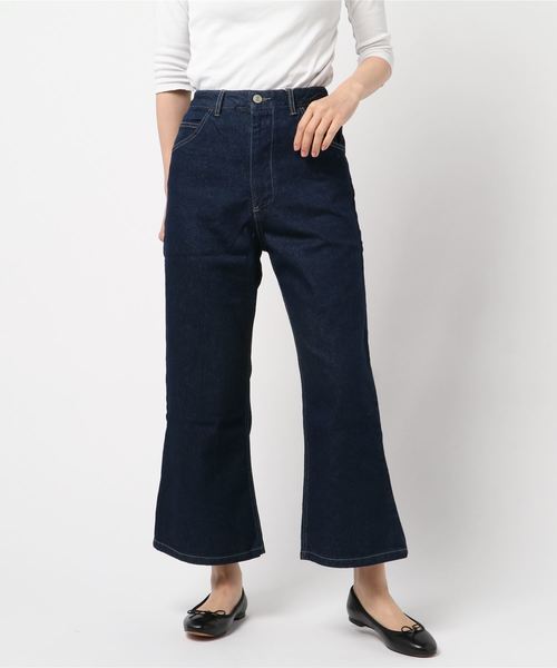 STYLEBLOCK（スタイルブロック）の「デニムクロップドソフトベルボトムパンツ（デニムパンツ・レディース・サックスブルー/ネイビー/ブルー・M）」の2枚目の写真