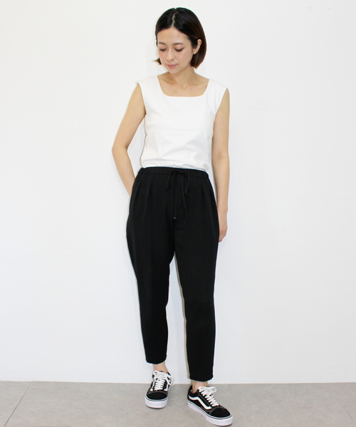 ottilie（オティーリエ）の「スクエアネックプルオーバー（Tシャツ/カットソー・レディース・オフホワイト/ブラック/チャコールグレー/ブラウン・FREE）」の8枚目の写真