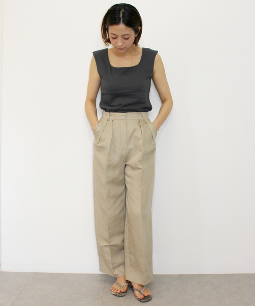 ottilie（オティーリエ）の「スクエアネックプルオーバー（Tシャツ/カットソー・レディース・オフホワイト/ブラック/チャコールグレー/ブラウン・FREE）」の12枚目の写真