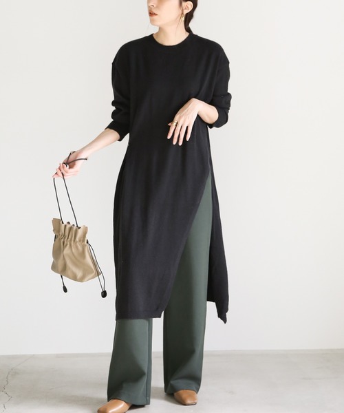 select MOCA（セレクトモカ）の「オーバースリットニットワンピース/クルーネックワンポイントボタンデザインレイヤードワンピ（ワンピース・レディース・ブラック/ブラウン/アイボリー・FREE）」の3枚目の写真