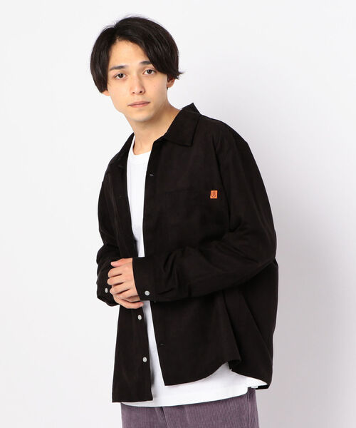 UNIVERSAL OVERALL(ユニバーサルオーバーオール)の「【UNIVERSAL OVERALL / ユニバーサルオーバーオール】ポリスエード オープンカラーシャツ #U813126(ブルゾン・メンズ・ブラック/ダークブラウン/ベージュ・M/L)」の1枚目の写真