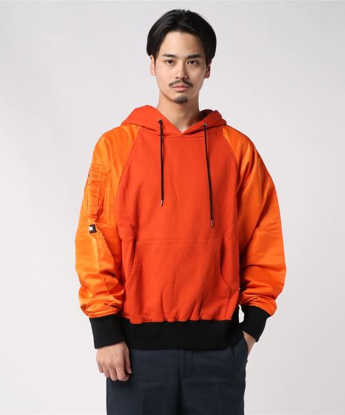 MYne（マイン）の「【MYne】MA-1フーディー/MA-1 Hoodie（パーカー・メンズ・ブラック/レッド/ネイビー/オレンジ・S/M/L）」の4枚目の写真