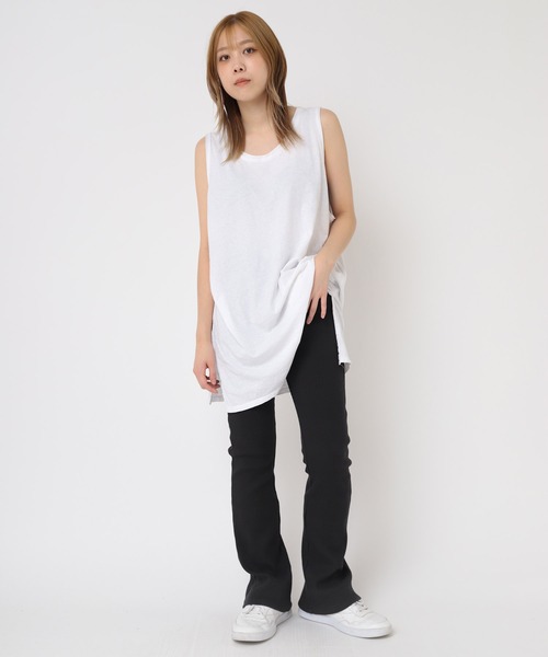 RNA（アールエヌエー）の「M1329 BIGタンクトップ（タンクトップ・レディース・ブラック/ベージュ/カーキ/ホワイト/オレンジ/グリーン・MEDIUM）」の19枚目の写真