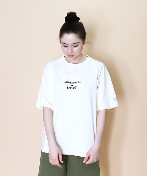MONT KEMMEL(モンケメル)の「∴【 MONT KEMMEL / モンケメル 】SS EMBROIDELY TEE 刺繍 ロゴ Tシャツ(Tシャツ/カットソー・メンズ・チャコールグレー/ブルー/アイボリー・38/36/40)」の1枚目の写真