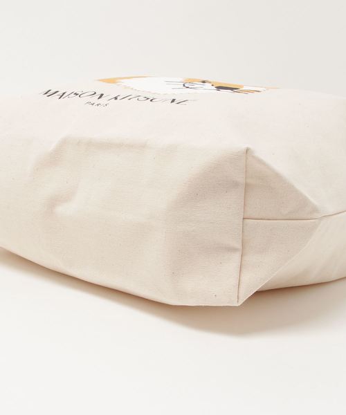 Maison Kitsune（メゾンキツネ）の「TOTE BAG FOX HEAD（トートバッグ・メンズ・キナリ/ホワイト系その他/ダークカーキ/ブラック・U）」の9枚目の写真