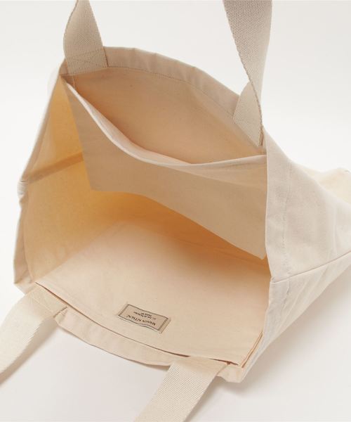 Maison Kitsune（メゾンキツネ）の「TOTE BAG FOX HEAD（トートバッグ・メンズ・キナリ/ホワイト系その他/ダークカーキ/ブラック・U）」の10枚目の写真