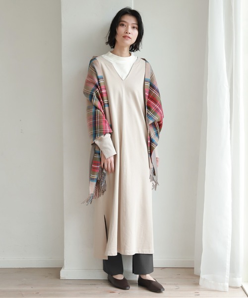 LAKOLE（ラコレ）の「センターシームスウェットマキシワンピース / LAKOLE（ワンピース・レディース・ダークグレー/モカ/ベージュ/カーキ/ライトグリーン/ブラック/ナチュラル・SMALL/MEDIUM）」の6枚目の写真