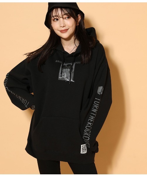 JUNRED(ジュンレッド)の「BRIDGE SHIP HOUSExJUNRed コラボパーカー(パーカー・メンズ・ブラック/オフホワイト/サックスブルー/ピンク系その他・M/L)」の1枚目の写真