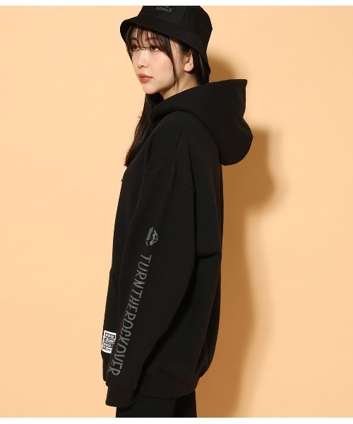 JUNRED(ジュンレッド)の「BRIDGE SHIP HOUSExJUNRed コラボパーカー(パーカー・メンズ・ブラック/オフホワイト/サックスブルー/ピンク系その他・M/L)」の14枚目の写真