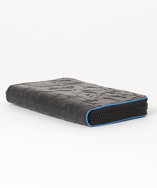 A BATHING APE（アベイシングエイプ）の「SOLID CAMO COIN CASE