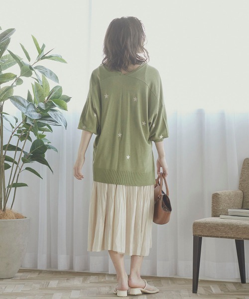 LIPSTAR（リップスター）の「星柄ニットプルオーバー（ニット/セーター・レディース・ブラック/ベージュ/グリーン・M）」の14枚目の写真