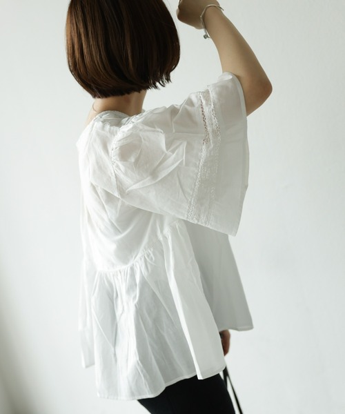 Auntie Rosa Holiday（アンティローザホリデー）の「レース使いブラウス（シャツ/ブラウス・レディース・ライトグレー/ブラウン/オフホワイト・FREE）」の9枚目の写真