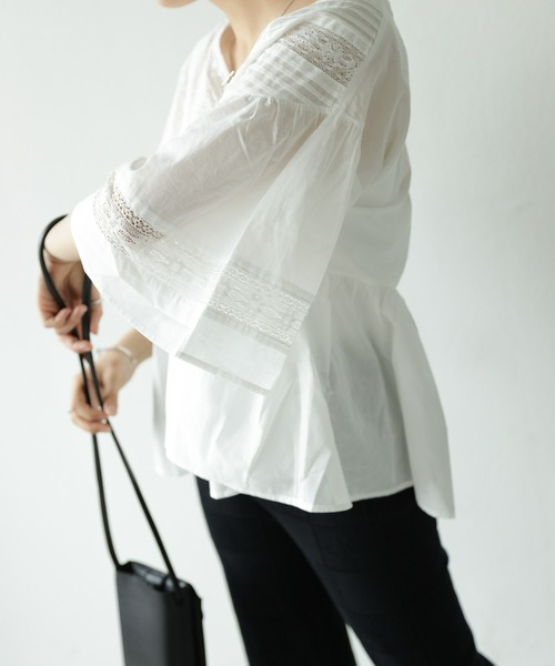 Auntie Rosa Holiday（アンティローザホリデー）の「レース使いブラウス（シャツ/ブラウス・レディース・ライトグレー/ブラウン/オフホワイト・FREE）」の12枚目の写真
