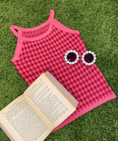 WC（ダブル シー）の「ギンガムニットキャミソール（キャミソール・レディース・ブラック/ピンク・FREE）」の2枚目の写真