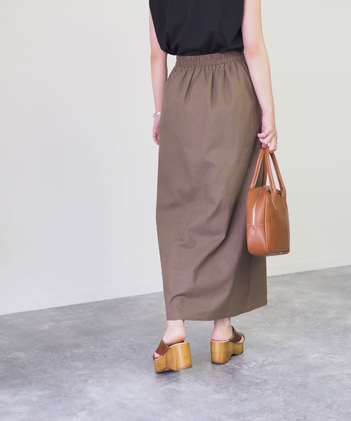 Riberry（リベリー）の「前スリットタイトスカート（スカート・レディース・ベージュ/ブラウン/カーキ/キナリ・MEDIUM）」の13枚目の写真