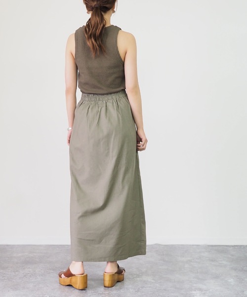 Riberry（リベリー）の「前スリットタイトスカート（スカート・レディース・ベージュ/ブラウン/カーキ/キナリ・MEDIUM）」の22枚目の写真