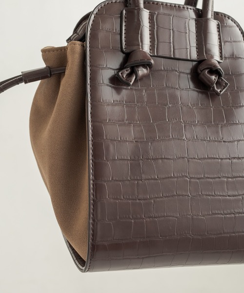 CAPRICIEUX LE'MAGE(カプリシューレマージュ)の「スエードコンビミニトートバッグ(ハンドバッグ・レディース・ブラック/ブラウン/グレイッシュベージュ・ONESIZE)」の8枚目の写真