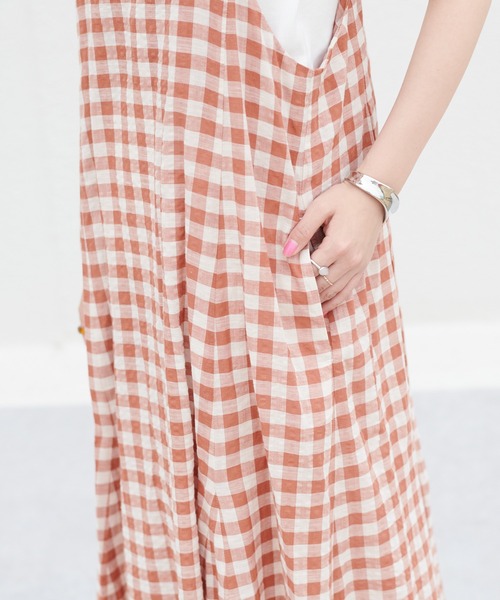 DISCOAT(ディスコート)の「ギンガムペプラムマーメードキャミワンピース(ワンピース・レディース・ブラック/ブラウン/グリーン・FREE)」の18枚目の写真