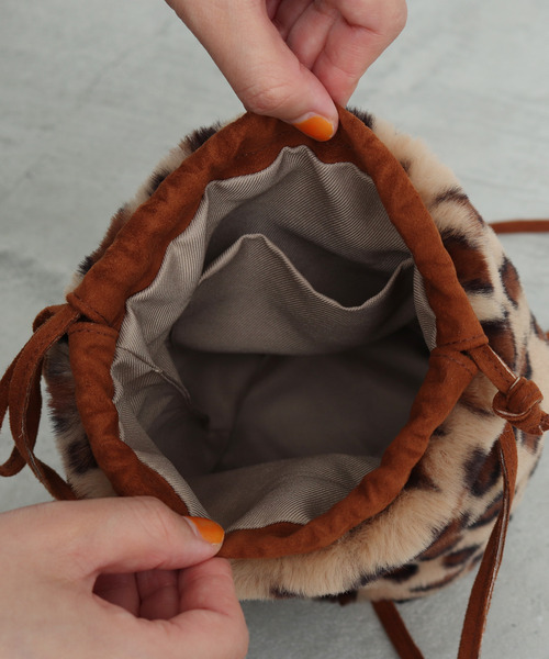 CHILD WOMAN（チャイルドウーマン）の「レオパードファーミニ巾着ショルダーBAG（ショルダーバッグ・レディース・ブラウン・FREE）」の9枚目の写真