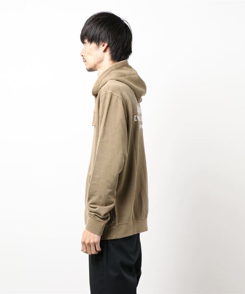 BANKS（バンクス）の「HOODIE/BANKS(バンクス)バックプリントプルオーバーパーカー（パーカー・メンズ・オフホワイト/サンドベージュ/ダークブラック・SMALL/MEDIUM/LARGE/X-LARGE）」の4枚目の写真