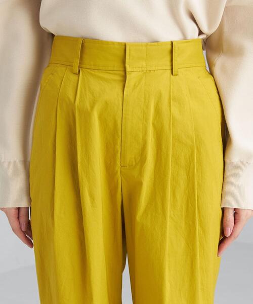 green label relaxing（グリーンレーベルリラクシング）の「タイプライター 2タック テーパード パンツ（その他パンツ・レディース・イエロー/ネイビー/パープル・36/38）」の14枚目の写真