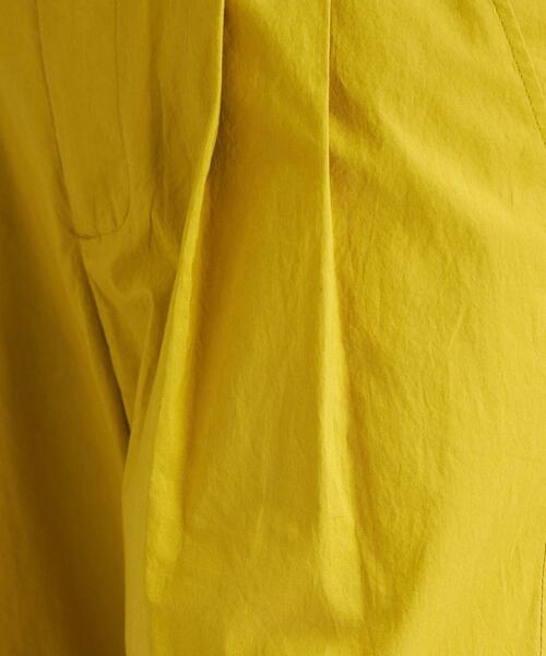 green label relaxing（グリーンレーベルリラクシング）の「タイプライター 2タック テーパード パンツ（その他パンツ・レディース・イエロー/ネイビー/パープル・36/38）」の17枚目の写真