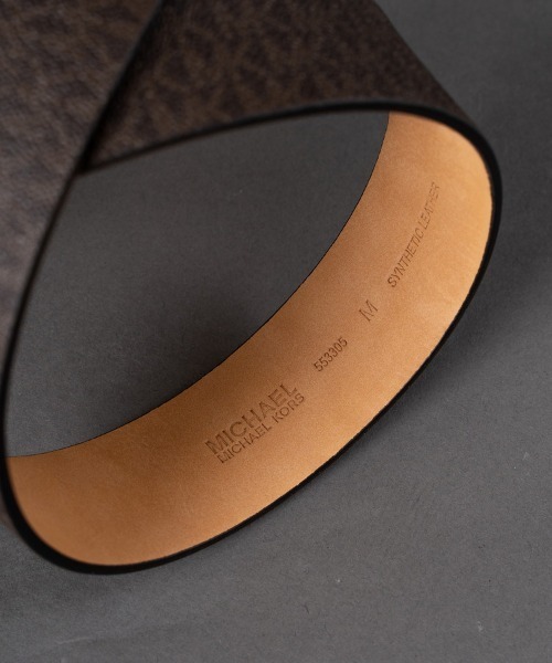 MICHAEL KORS(マイケルコース)の「【MICHAEL KORS】MICHAEL KORS Hamilton Lock Monogram Belt【Wo】【it】(ベルト・レディース・ブラウン・SMALL/MEDIUM/LARGE)」の6枚目の写真