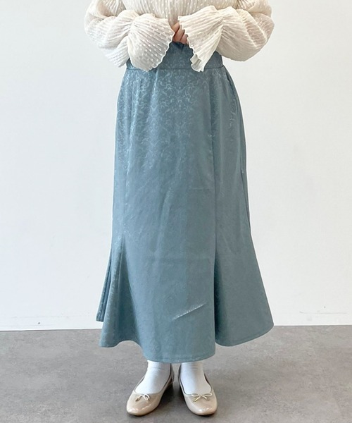 SLURR(スラ―)の「ジャガード柄マーメイドスカート(スカート・レディース・ベージュ/ブルーグリーン・FREE)」の2枚目の写真