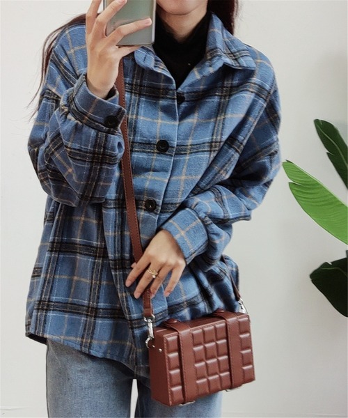 MAISON DE THERESE（メゾン ド テレーズ）の「ビッグシルエットチェックシャツブラウス（シャツ/ブラウス・レディース・ベージュ/ブルー・M/X-LARGE/LARGE/SMALL/XX-LARGE）」の15枚目の写真