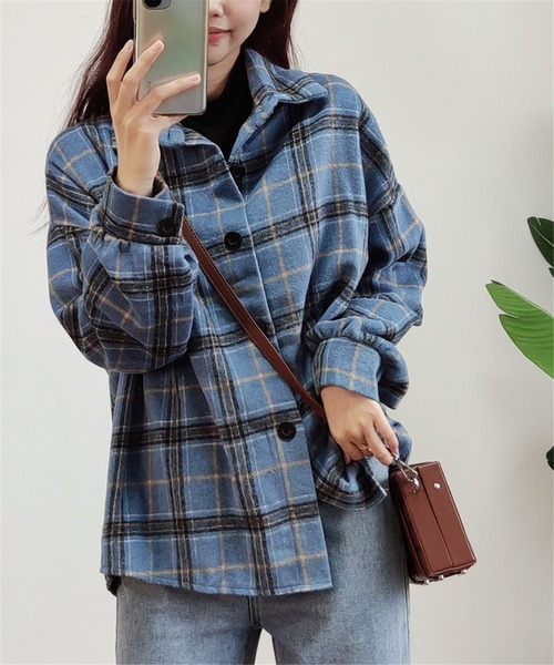 MAISON DE THERESE（メゾン ド テレーズ）の「ビッグシルエットチェックシャツブラウス（シャツ/ブラウス・レディース・ベージュ/ブルー・M/X-LARGE/LARGE/SMALL/XX-LARGE）」の17枚目の写真