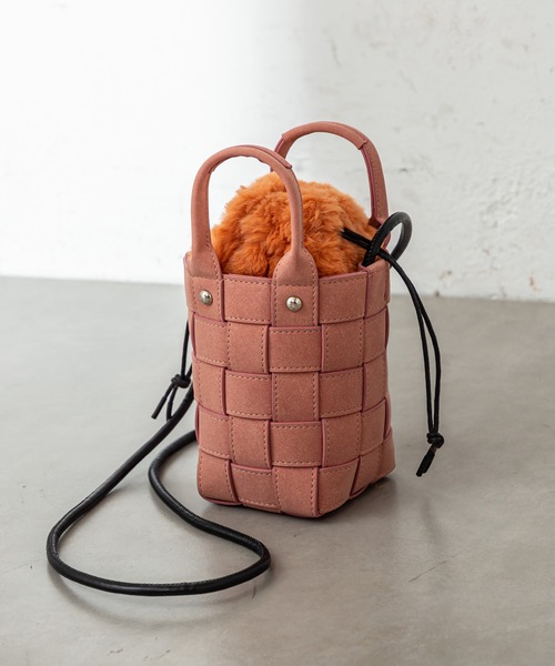 mystic（ミスティック）の「ボア巾着付編み込みミニBAG（ショルダーバッグ・レディース・オレンジ/ブルー・ONE SIZE）」の8枚目の写真