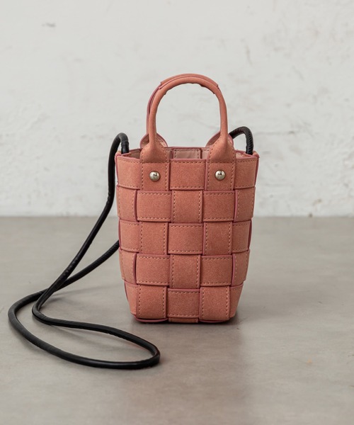 mystic（ミスティック）の「ボア巾着付編み込みミニBAG（ショルダーバッグ・レディース・オレンジ/ブルー・ONE SIZE）」の5枚目の写真