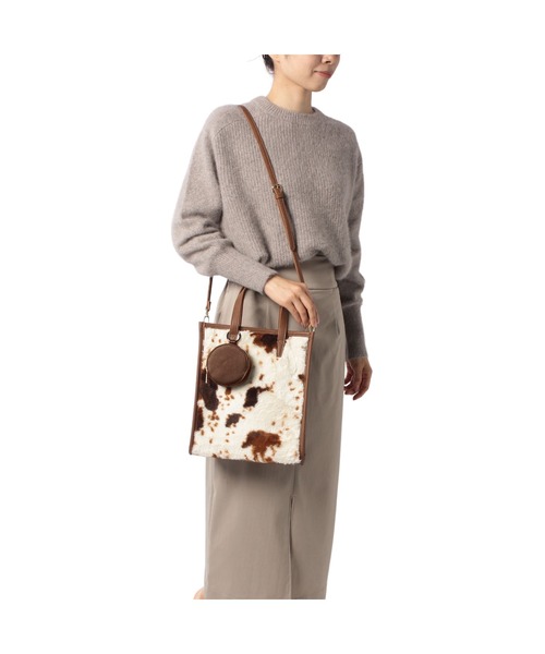 Via Demizon（ビアデミゾン）の「エコファー2WAYトートバッグ（トートバッグ・レディース・ブラック/ブラウン・フリー）」の5枚目の写真