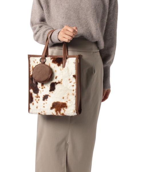 Via Demizon（ビアデミゾン）の「エコファー2WAYトートバッグ（トートバッグ・レディース・ブラック/ブラウン・フリー）」の17枚目の写真