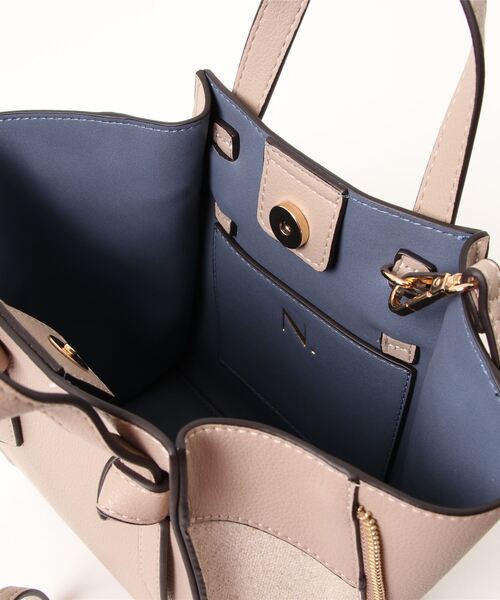 N.（N. Natural Beauty Basic）（エヌエヌナチュラルビューティーベーシック）の「サイドジップショルダーバッグ（トートバッグ・レディース・ブラウン/ブルー/ベージュ・ﾌﾘ-）」の10枚目の写真