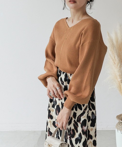 frames RAY CASSIN（フレームスレイカズン）の「【WEB限定】ボリューム袖前後2WAYニットプルオーバー（ニット/セーター・レディース・オレンジ/グレイッシュベージュ/グリーン/ブラック/ブルー・FREE）」の5枚目の写真