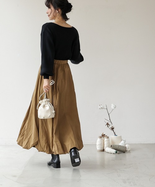 frames RAY CASSIN（フレームスレイカズン）の「【WEB限定】ボリューム袖前後2WAYニットプルオーバー（ニット/セーター・レディース・オレンジ/グレイッシュベージュ/グリーン/ブラック/ブルー・FREE）」の17枚目の写真