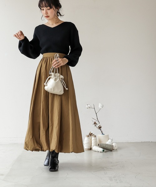 frames RAY CASSIN（フレームスレイカズン）の「【WEB限定】ボリューム袖前後2WAYニットプルオーバー（ニット/セーター・レディース・オレンジ/グレイッシュベージュ/グリーン/ブラック/ブルー・FREE）」の18枚目の写真