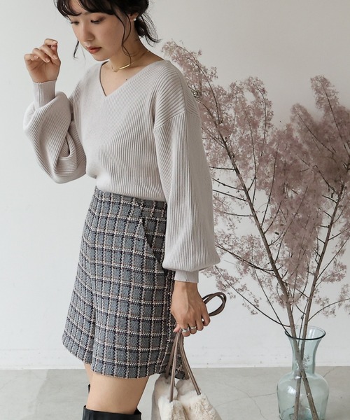 frames RAY CASSIN（フレームスレイカズン）の「【WEB限定】ボリューム袖前後2WAYニットプルオーバー（ニット/セーター・レディース・オレンジ/グレイッシュベージュ/グリーン/ブラック/ブルー・FREE）」の22枚目の写真