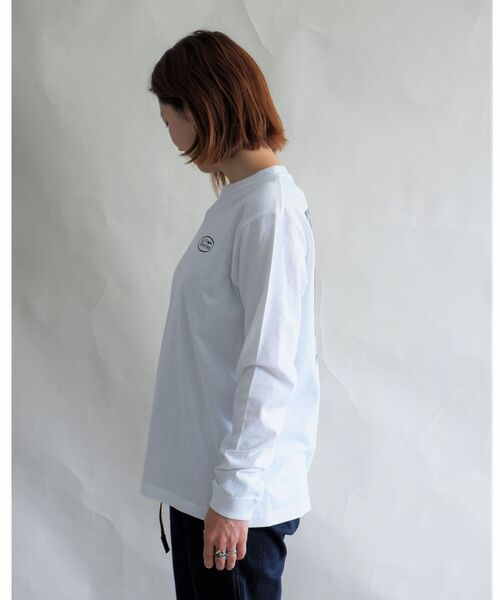 MANASTASH（マナスタッシュ）の「MANASTASH/マナスタッシュ　W's PHOTO L/S TEE 'COLLAGE'　ウィメンズ　フォトロンＴ　コラージュ（Tシャツ/カットソー・レディース・ホワイト/ブラック・MEDIUM）」の6枚目の写真