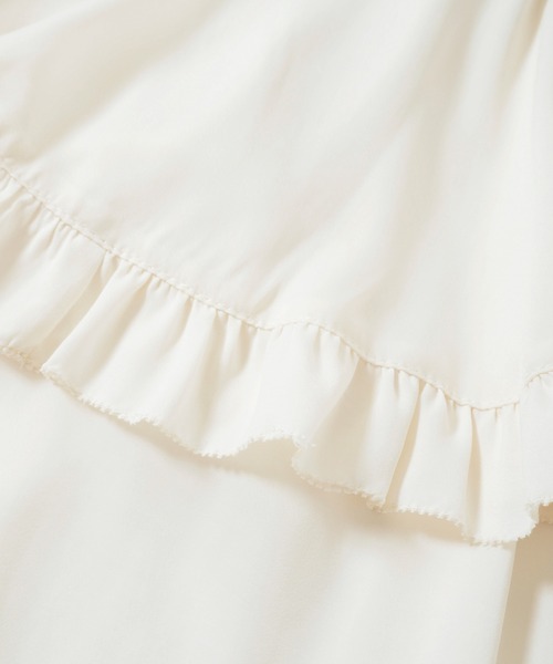 Crisp(クリスプ)の「エアリーフリルブラウス(シャツ/ブラウス・レディース・チャコールグレー/アイボリー/ピンクベージュ・FREE)」の20枚目の写真