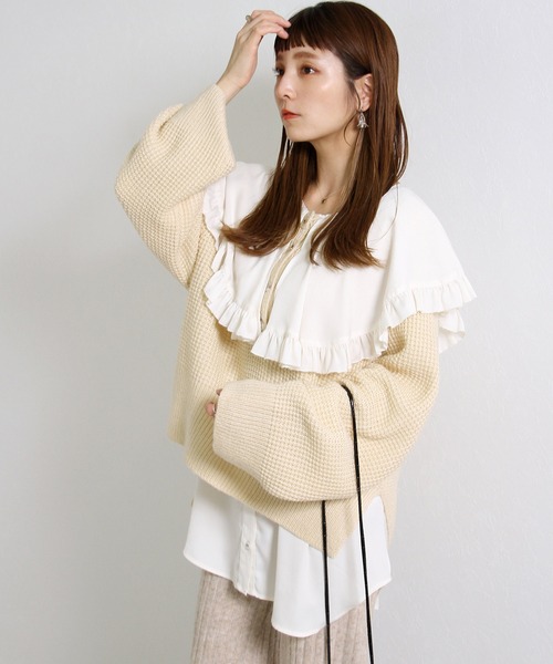 Crisp(クリスプ)の「エアリーフリルブラウス(シャツ/ブラウス・レディース・チャコールグレー/アイボリー/ピンクベージュ・FREE)」の16枚目の写真