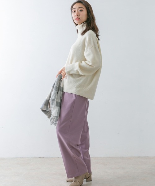 URBAN RESEARCH ROSSO(アーバンリサーチロッソ)の「バックシームタートルニット(ニット/セーター・レディース・グリーン系その他/ミント/ネイビー/オフホワイト・FREE)」の10枚目の写真