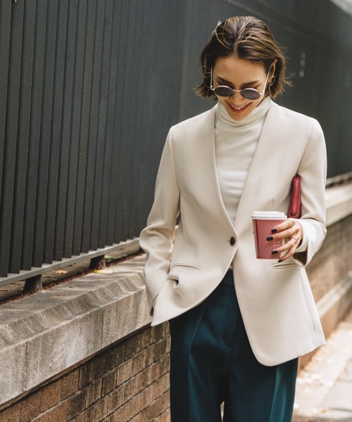 CAST:（キャストコロン）の「ノーカラージャケット（ノーカラージャケット・レディース・ネイビー/ベージュ・S/M）」の2枚目の写真