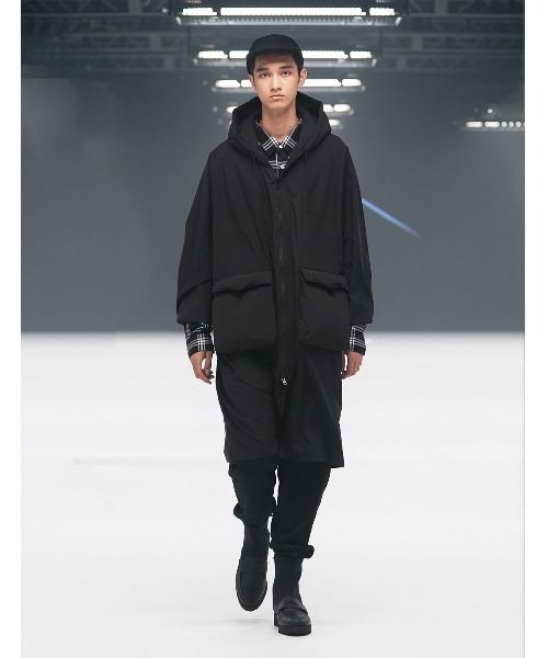 MR.GENTLEMAN（ミスタージェントルマン）の「PUFFER POCKET HOODED