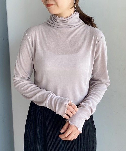 mysty woman（ミスティウーマン）の「クシュクシュタートルプルオーバー 257601（Tシャツ/カットソー・レディース・ブラック/オフホワイト/ライトベージュ・FREE）」の3枚目の写真